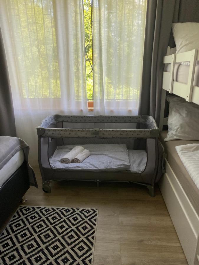 Waldhaus Hirsch Bungalow Only For You Self Check In Portschach am Woerthersee Exterior foto